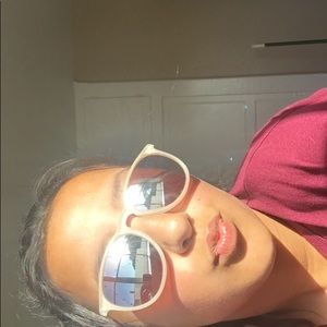 Rose gold sun glasses